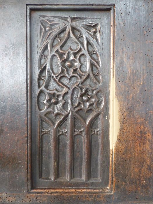 siège de célébrant, détail