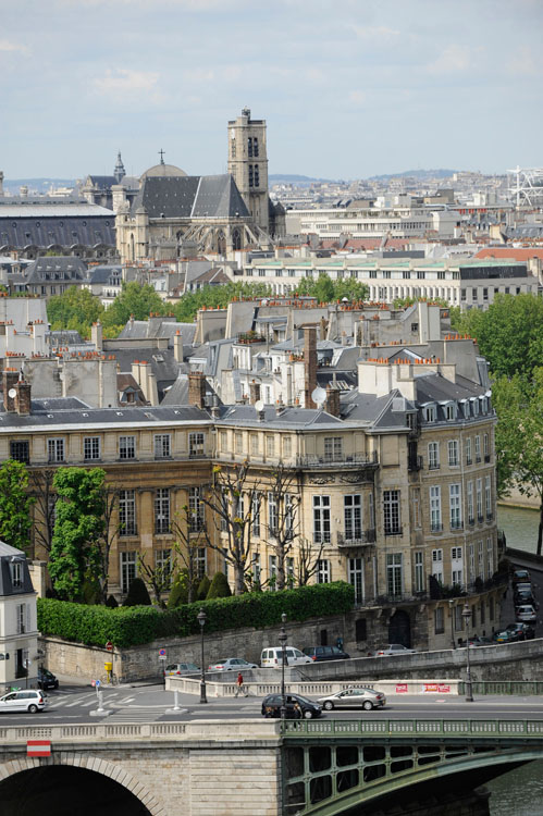 L'hôtel Lambert et l'église Saint-Gervais depuis le quai Henri-IV