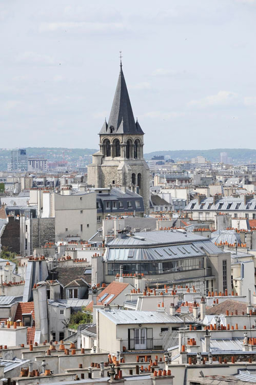 Toits de Paris. L'église de Saint-Germain-des-Prés depuis le Pont-Neuf