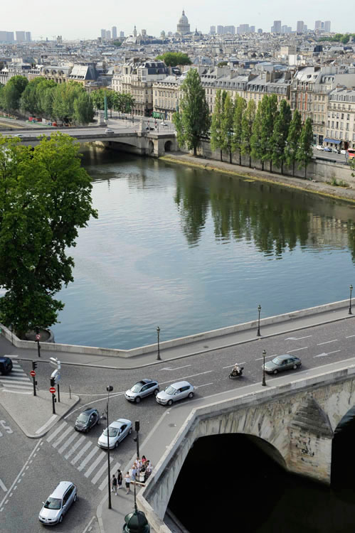 Circulation pont Royal depuis l'avenue du Général-Lemonnier