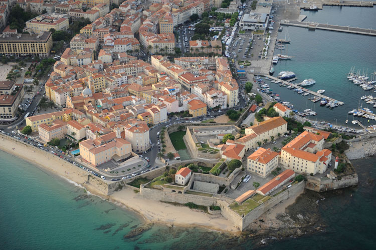 Citadelle d'Ajaccio depuis le sud