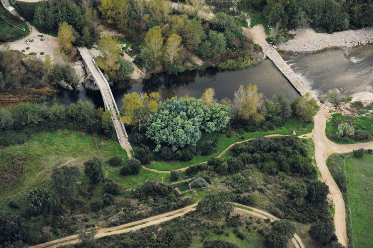 Pont génois de Spina-Cavallu depuis le nord