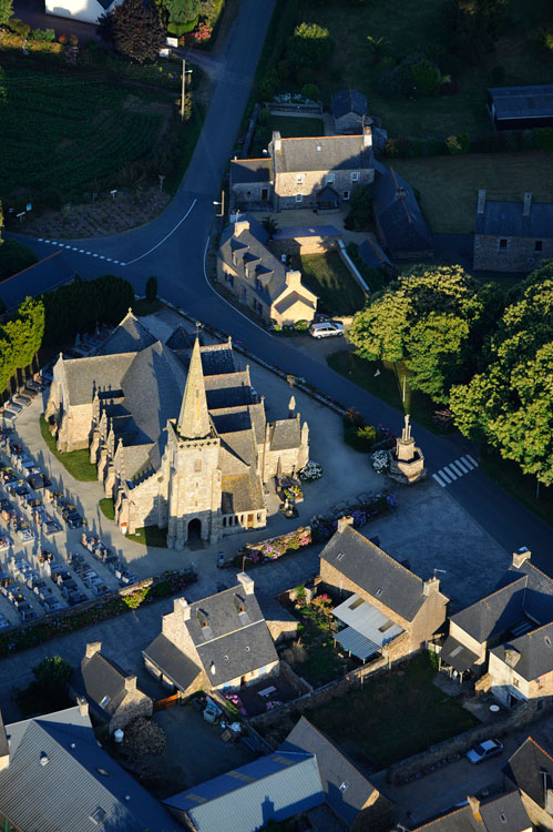 Église de Runan depuis l'ouest