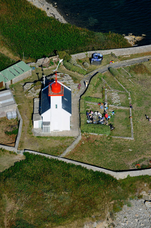 Phare de l'île Wrac'h depuis l'ouest
