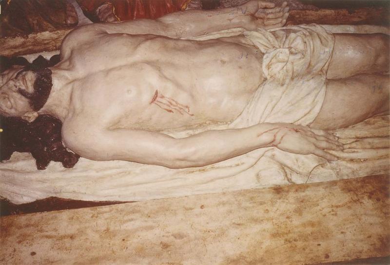statue : mise au tombeau (la), vue partielle