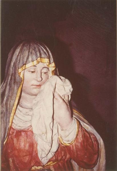 statue : mise au tombeau (la), vue partielle - © Ministère de la Culture (France), Archives départementales des Côtes-d’Armor, Conservation des antiquités et des objets d’art – Tous droits réservés