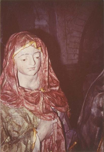 statue : mise au tombeau (la), détail