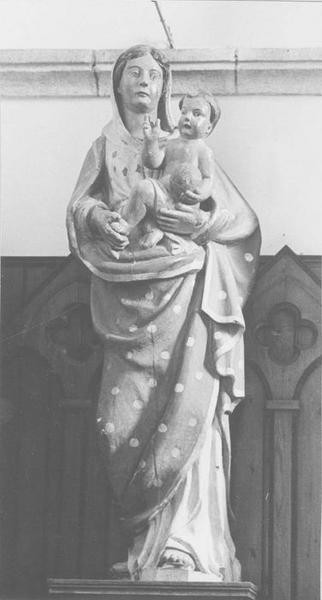 statue : Vierge à l'enfant, vue générale - © Ministère de la Culture (France), Médiathèque du patrimoine et de la photographie (objets mobiliers), tous droits réservés