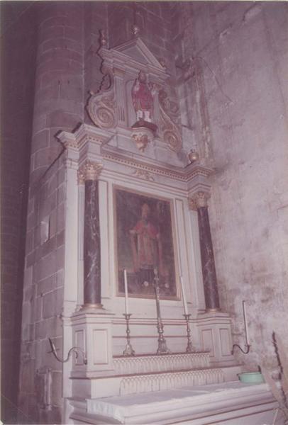 autel, retable, tableau de saint Eloi : saint Eloi en évêque, vue générale