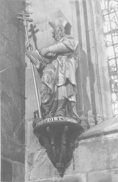 statue : saint Nicolas, vue générale