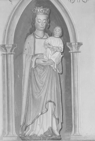 statue : Vierge à l'enfant, vue générale