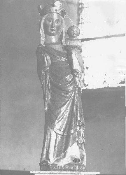 statue : Vierge à l'enfant, vue générale