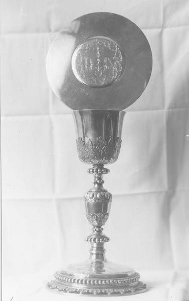 calice, patène, vue générale - © Ministère de la Culture (France), Médiathèque du patrimoine et de la photographie (objets mobiliers), tous droits réservés
