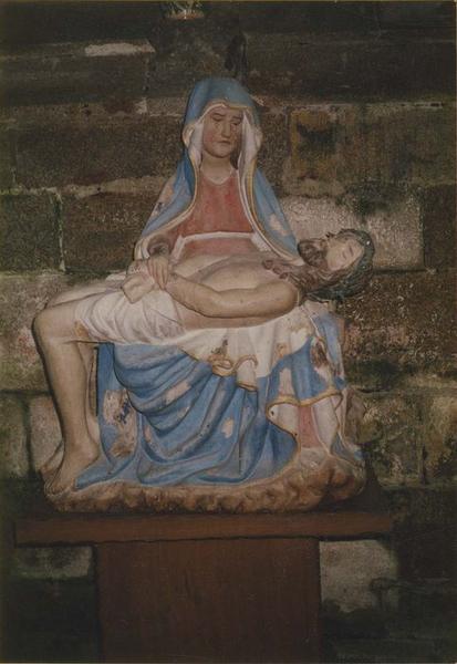 groupe sculpté : Vierge de Pitié, vue générale