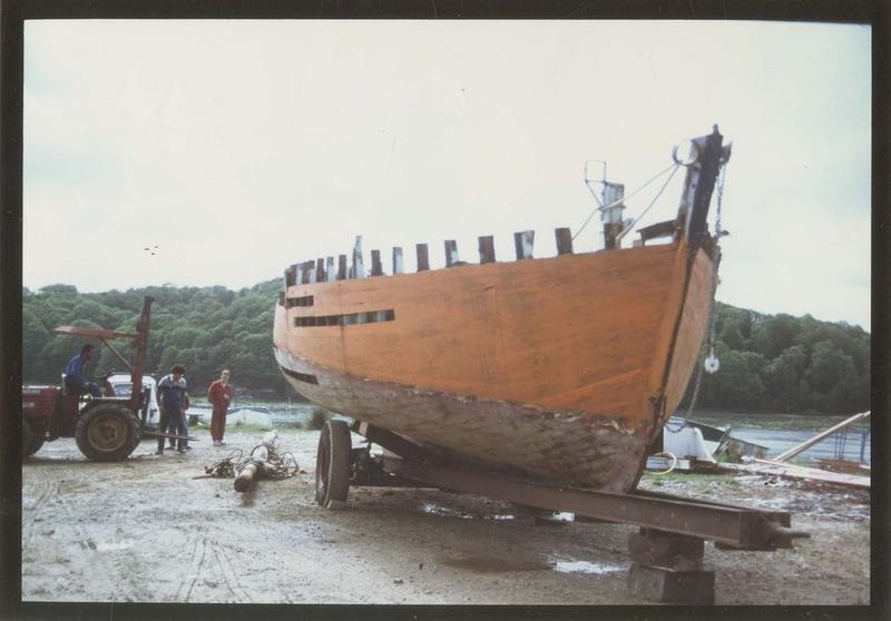 bateau de pêche, bateau de plaisance (sloop coquillier) dit Saint Guénolé, vue générale - © Ministère de la Culture (France), Médiathèque du patrimoine et de la photographie (objets mobiliers), tous droits réservés