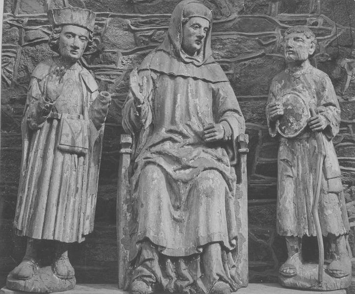 statues (3) : saint Yves entre le pauvre et le riche, vue générale
