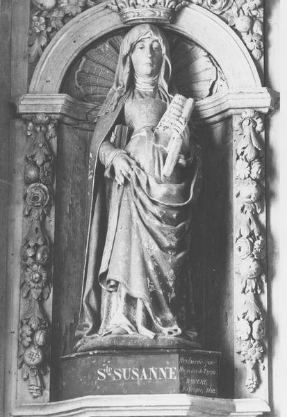 statue du maître-autel : sainte Suzanne, vue générale