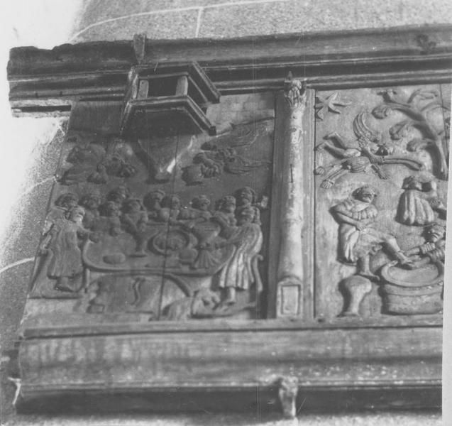 bas-relief, vue partielle : Cène (la), lavement des pieds (le)