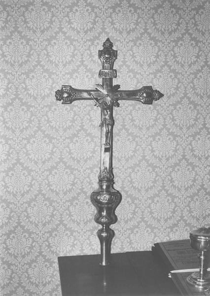 croix de procession, vue générale - © Ministère de la Culture (France), Médiathèque du patrimoine et de la photographie (objets mobiliers), tous droits réservés