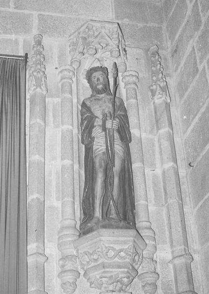 statue : Christ aux liens (le), vue générale - © Ministère de la Culture (France), Médiathèque du patrimoine et de la photographie (objets mobiliers), tous droits réservés