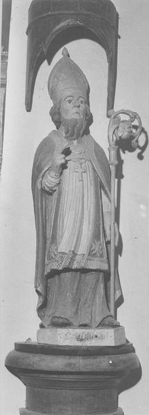 statue : saint Vignoc évêque, vue générale