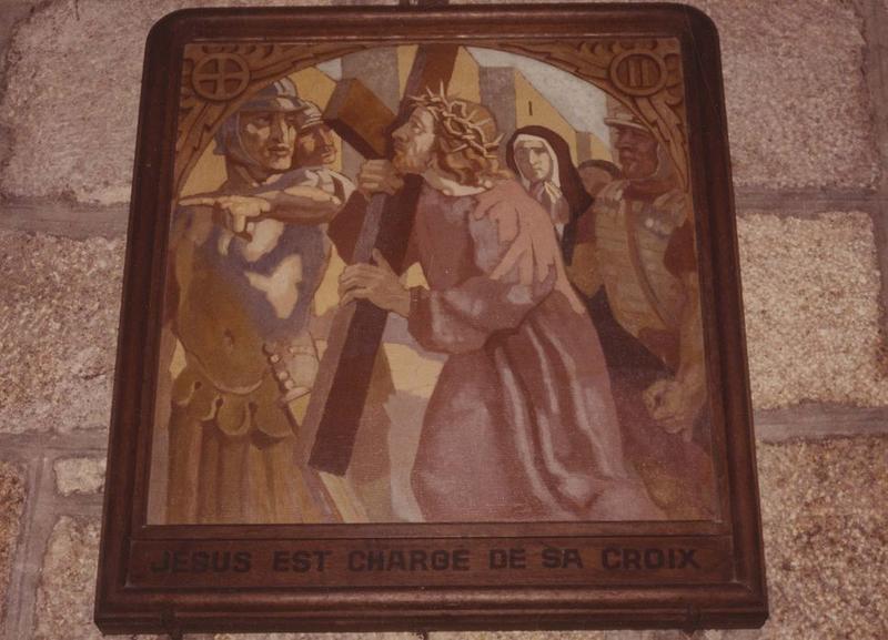 peinture monumentale : chemin de croix « Jésus est chargé de sa croix », vue générale