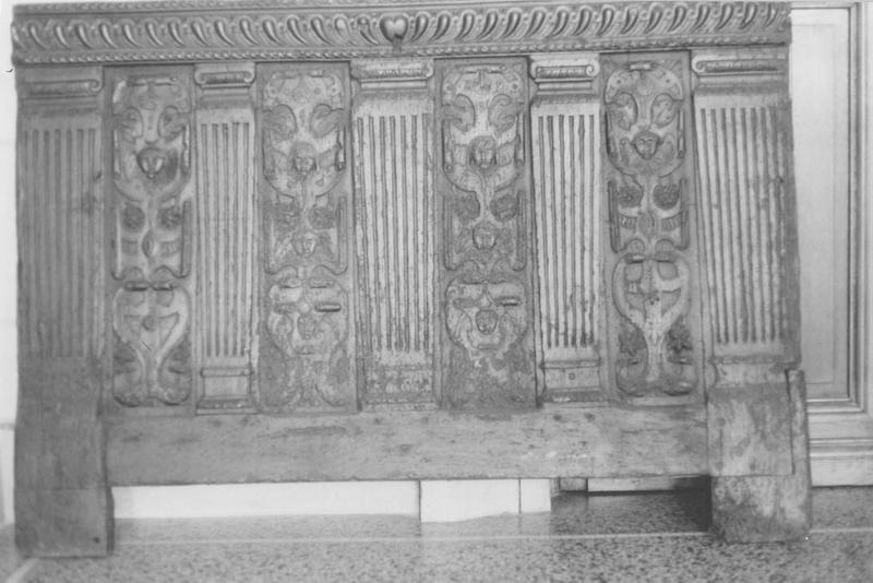 coffre, vue générale - © Ministère de la Culture (France), Médiathèque du patrimoine et de la photographie (objets mobiliers), tous droits réservés
