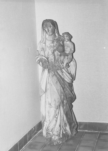 statue : Vierge à l'enfant, vue générale