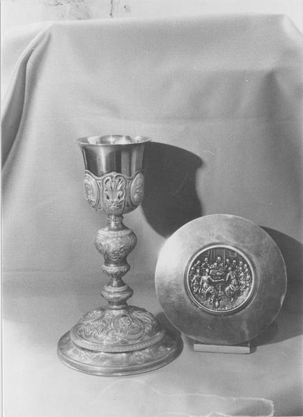 patène : Cène (la), vue générale - © Ministère de la Culture (France), Médiathèque du patrimoine et de la photographie (objets mobiliers), tous droits réservés