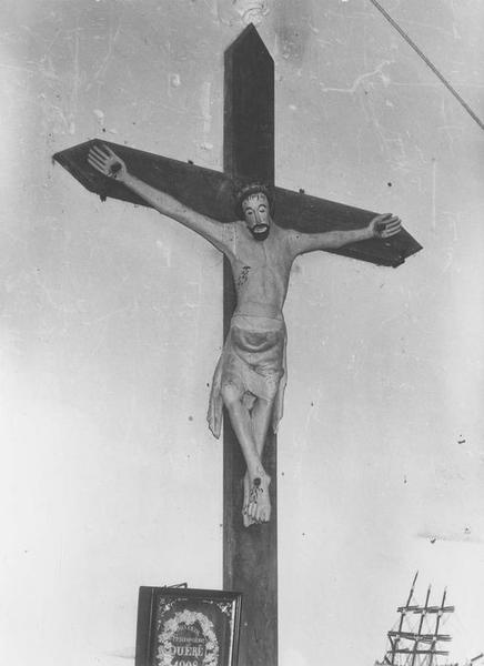 croix (crucifix) : Christ en croix, vue générale - © Ministère de la Culture (France), Archives départementales des Côtes-d’Armor, Conservation des antiquités et des objets d’art – Tous droits réservés
