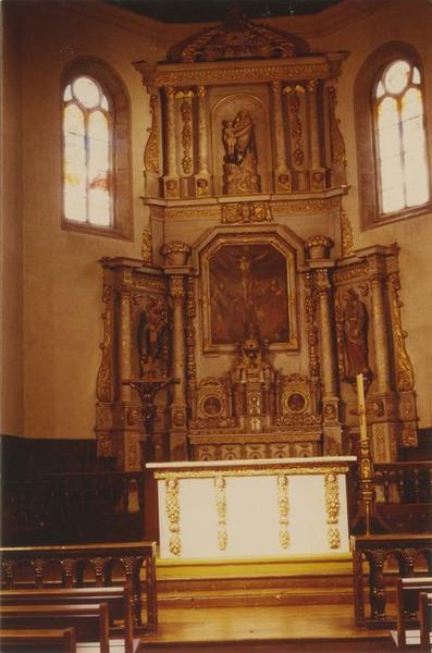 autel, tabernacle, retable, tableau (maître-autel) : crucifixion (la), vue générale - © Ministère de la Culture (France), Médiathèque du patrimoine et de la photographie (objets mobiliers), tous droits réservés