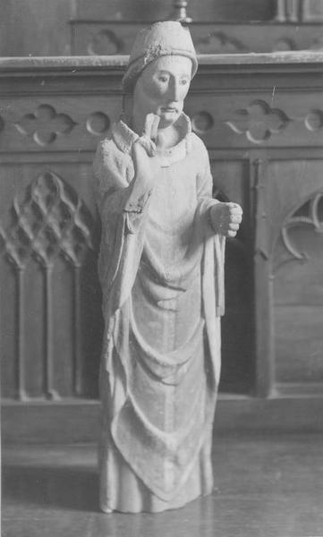 statue : saint abbé, vue générale