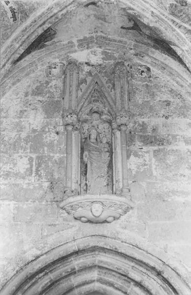 statue : Notre-Dame de Délivrance, vue générale