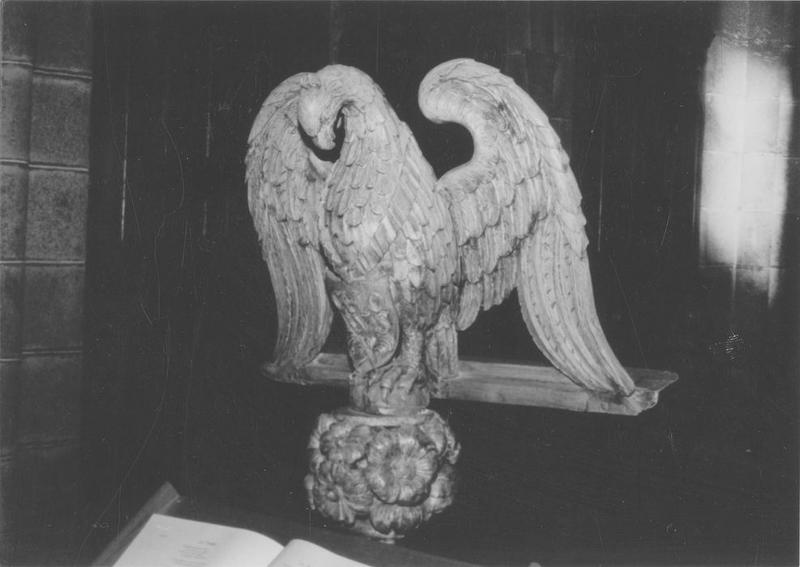 lutrin (aigle-lutrin), vue partielle - © Ministère de la Culture (France), Médiathèque du patrimoine et de la photographie (objets mobiliers), tous droits réservés