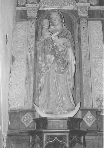 statue : Vierge à l'enfant, vue générale