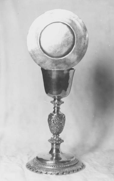 calice, patène, vue générale - © Ministère de la Culture (France), Médiathèque du patrimoine et de la photographie (objets mobiliers), tous droits réservés