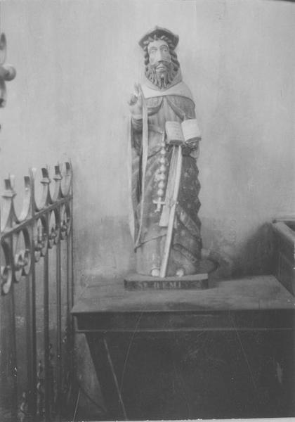 statue : saint Rémy, vue générale