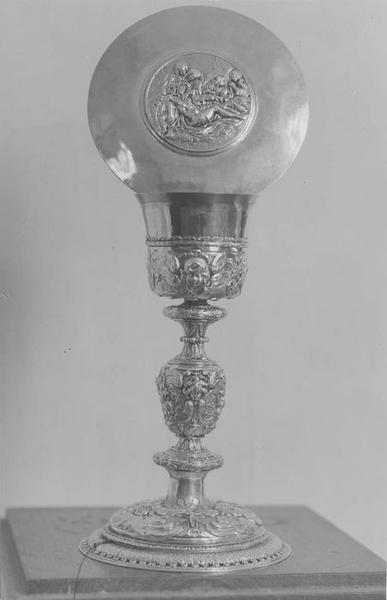 calice, patène, vue générale - © Ministère de la Culture (France), Médiathèque du patrimoine et de la photographie (objets mobiliers), tous droits réservés