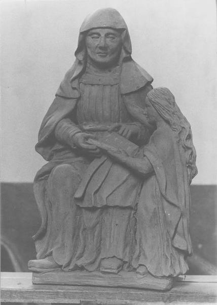 groupe sculpté : sainte Anne et la Vierge, vue générale - © Ministère de la Culture (France), Médiathèque du patrimoine et de la photographie (objets mobiliers), tous droits réservés
