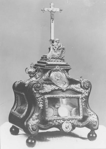 reliquaire, vue générale - © Ministère de la Culture (France), Médiathèque du patrimoine et de la photographie (objets mobiliers), tous droits réservés