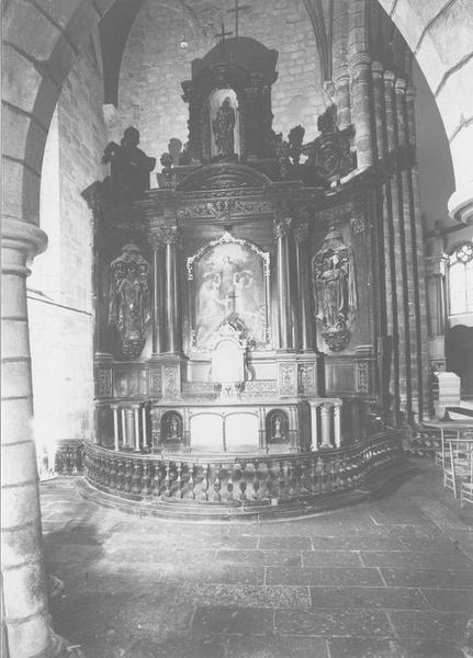 retable, 2 statues : saint Louis, sainte Clotilde, tableau : Assomption (l'), tabernacle, gradins d'autel, clôture liturgique (table de communion), vue générale