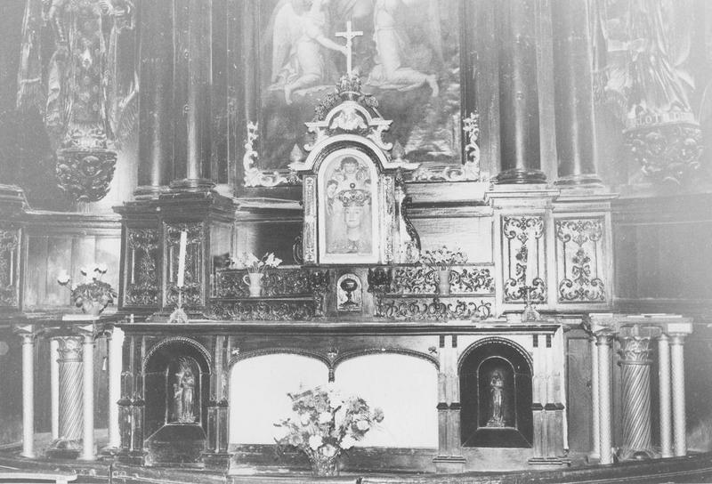 retable, 2 statues : saint Louis, sainte Clotilde, tableau : Assomption (l'), tabernacle, gradins d'autel, clôture liturgique (table de communion), vue partielle