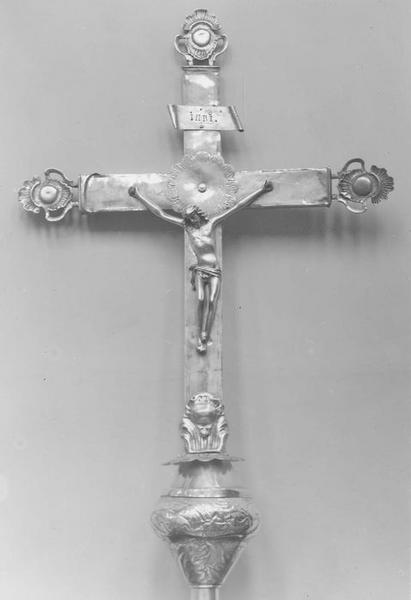 croix de procession, vue générale - © Ministère de la Culture (France), Médiathèque du patrimoine et de la photographie (objets mobiliers), tous droits réservés