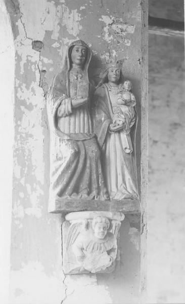 groupe sculpté : sainte Anne, la Vierge et l'enfant, vue générale - © Ministère de la Culture (France), Médiathèque du patrimoine et de la photographie (objets mobiliers), tous droits réservés