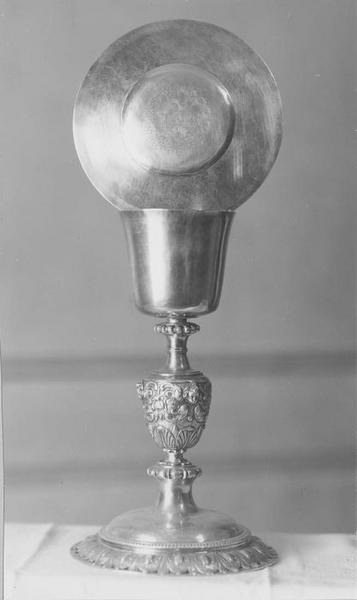 calice, patène, vue générale - © Ministère de la Culture (France), Médiathèque du patrimoine et de la photographie (objets mobiliers), tous droits réservés