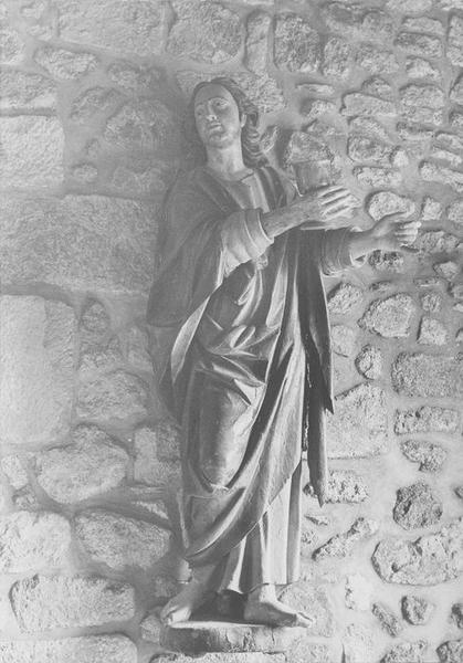 Statue : saint Jean, vue générale