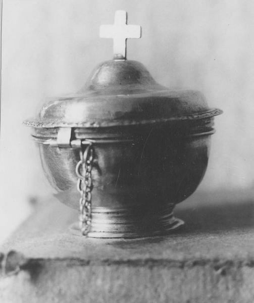 ciboire-chrismatoire (custode), vue générale - © Ministère de la Culture (France), Médiathèque du patrimoine et de la photographie (objets mobiliers), tous droits réservés