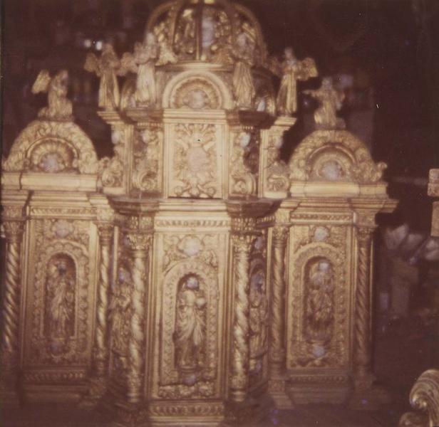 retable, statues (11) (statuettes), vue partielle