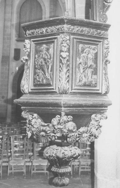 chaire à prêcher, vue partielle - © Ministère de la Culture (France), Médiathèque du patrimoine et de la photographie (objets mobiliers), tous droits réservés