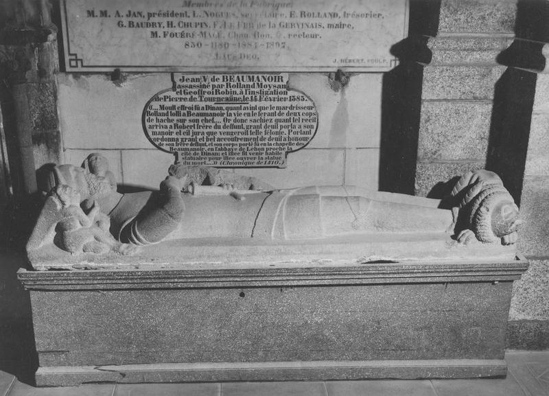 statue cinéraire (statue tumulaire, gisant) d'un chevalier, vue générale